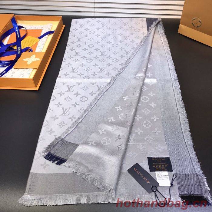 Louis Vuitton Scarf LVS00175